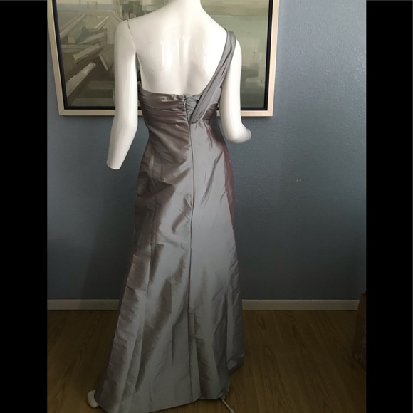 Larzo Dress, 12 - Picture 2 of 6